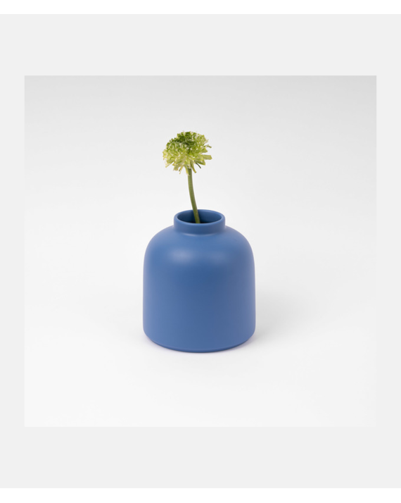 Raawii - Omar Sosa - Omar vase - electric blue