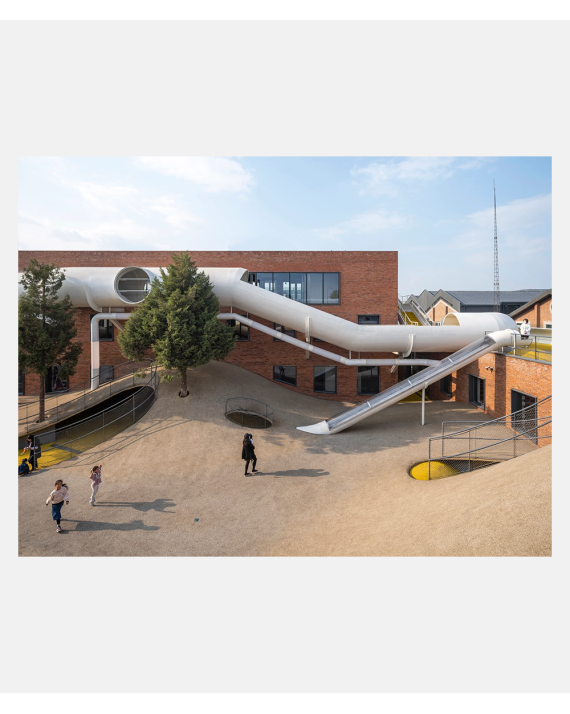 Building for change - The Architecture of Creative Reuse