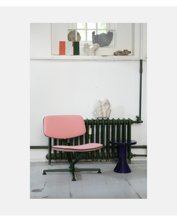 Raawii ARBA Lounge Chair - Dark Green Base / Pink Fabric