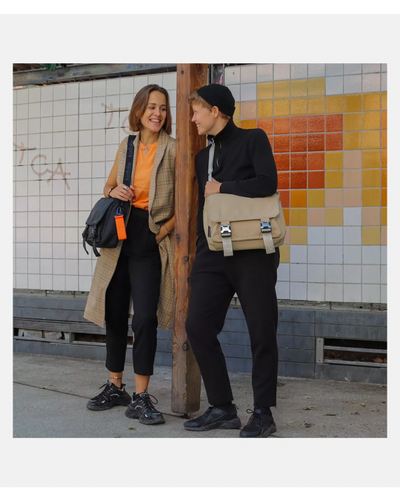 Kintobe - LEO - Jet Black